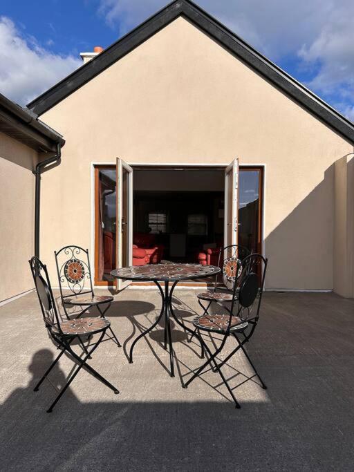The Parlour Cottage Galway Buitenkant foto